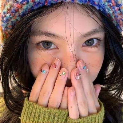 闪婚后，亿万总裁把我宠上天